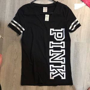 Victoria’s Secret Pink t-shirt
